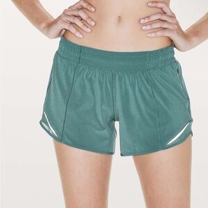 Lululemon Hotty Hot Shorts Green Mesh 6 Athletic Small